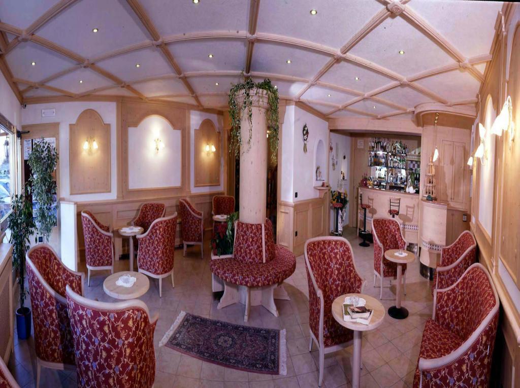 Hotel Piancastello Andalo Eksteriør billede